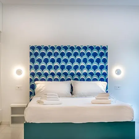 Corbisiero, 1br, 2bt, Newly Renovated *